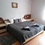 Orman Evi Pod Lasem Na Mazurach