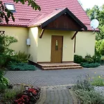 Pod Lasem Na Mazurach Jaktstuga Ryn (Warmian-Masurian)
