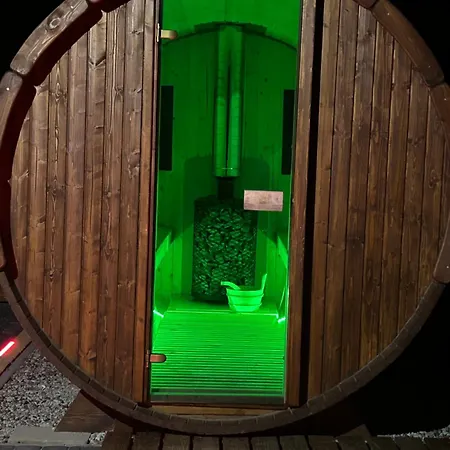 Dom Pod Lasem Na Mazurach Chata Ryn (Warmian-Masurian)
