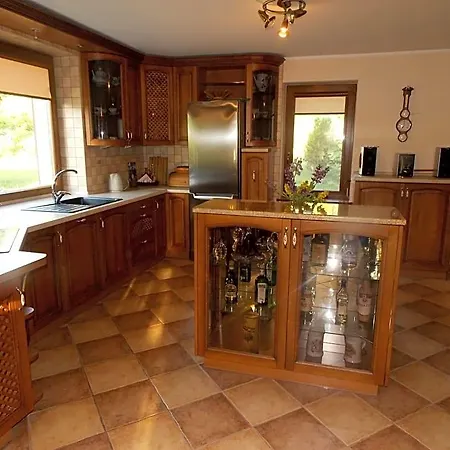 Dom Pod Lasem Na Mazurach Lodge Ryn (Warmian-Masurian)