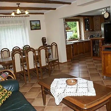 Lodge Dom Pod Lasem Na Mazurach